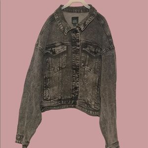 Oversized Grey denim trucker jacket size L